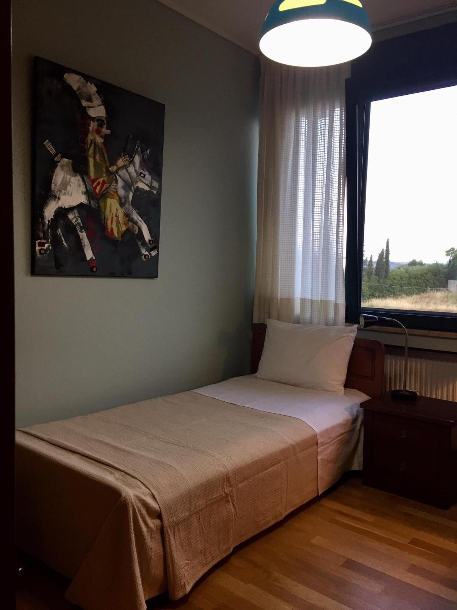 Small Apartment Near Athens Airport Pikérmion Exterior foto